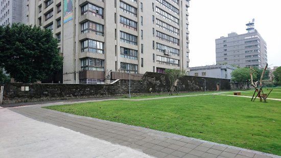 台北刑務所の壁の遺跡